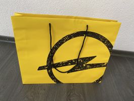 80 Tragtaschen von OPEL