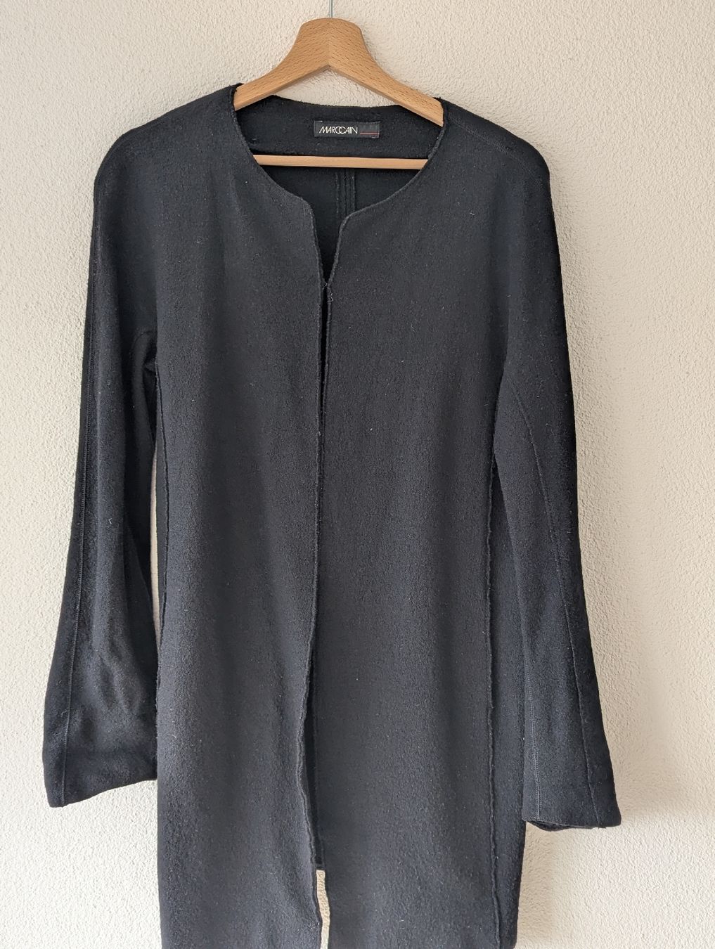 Marc Cain Mäntel: Marc Cain Cardigan, Schwarz, Grösse M – Gebraucht aus Biberist von tamher