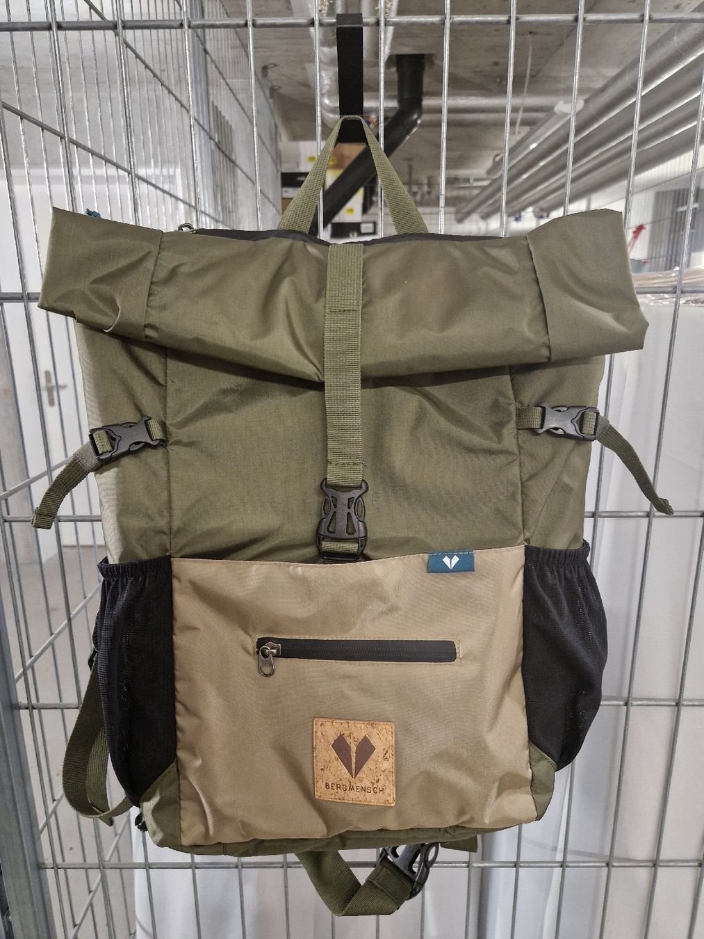 Zaini: Rucksack "Bergmensch" khaki/beige neuwertig – Usato da Aarburg venduto da Mandi86