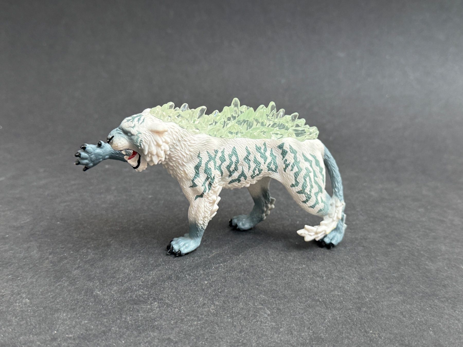 Schleich Statuette: Schleich Eldrador Eiswelt Eis Drache Spinne Wolf Greif – Usato da Ennetbaden venduto da mapa05 2