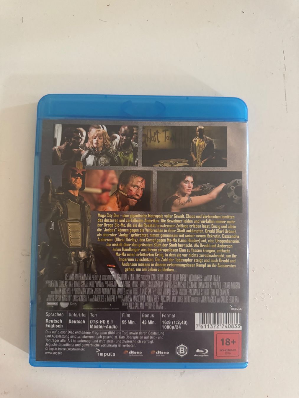 Tous les DVDs: DREDD. /2012.  (BLU-RAY) – D'occasion à Basel par san_2qlq 1