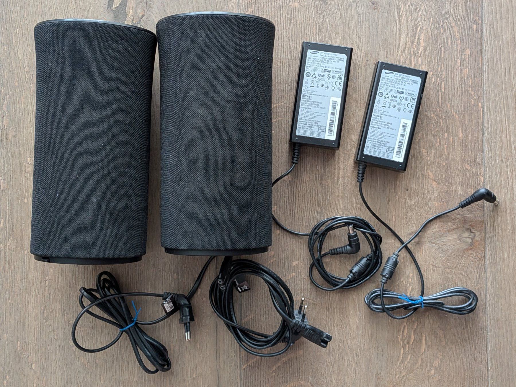 Samsung Lautsprecher: 2 Stück Samsung Wireless Audio 360 Speaker R1 – Gebraucht aus Port von gecotom