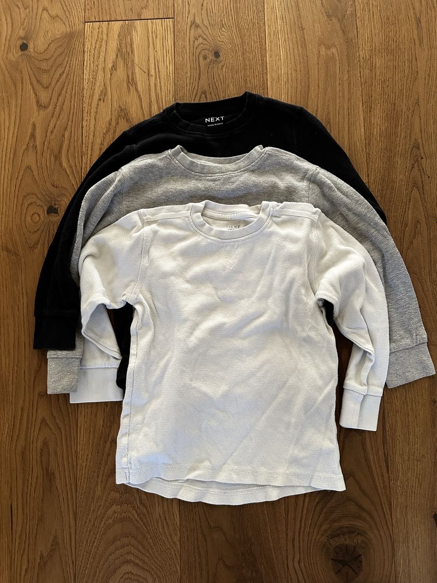 Next Maglioni & Felpe: Next 3er Pack Langarmshirt Gr. 110 – Usato da Uttigen venduto da 1hihallo4