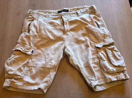 Kleider / Herren / Hose, Kurze Hose, Beige, Grösse: L