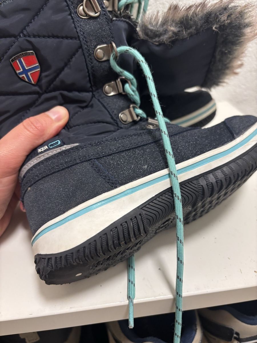 Scarpe da uomo: Trollkids snowboots 32 – Usato da Winterthur venduto da ola_t9r5 1