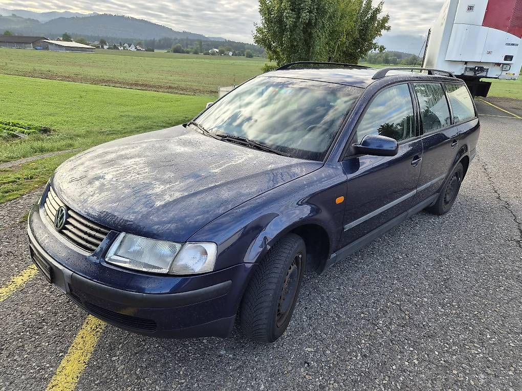 VW Automobili: VW Passat Allrad – Usato da Reutigen venduto da beore 1