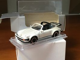 Porsche 911 (Typ 930) Targa Turbo 1/43 Perlw. - Factory Box