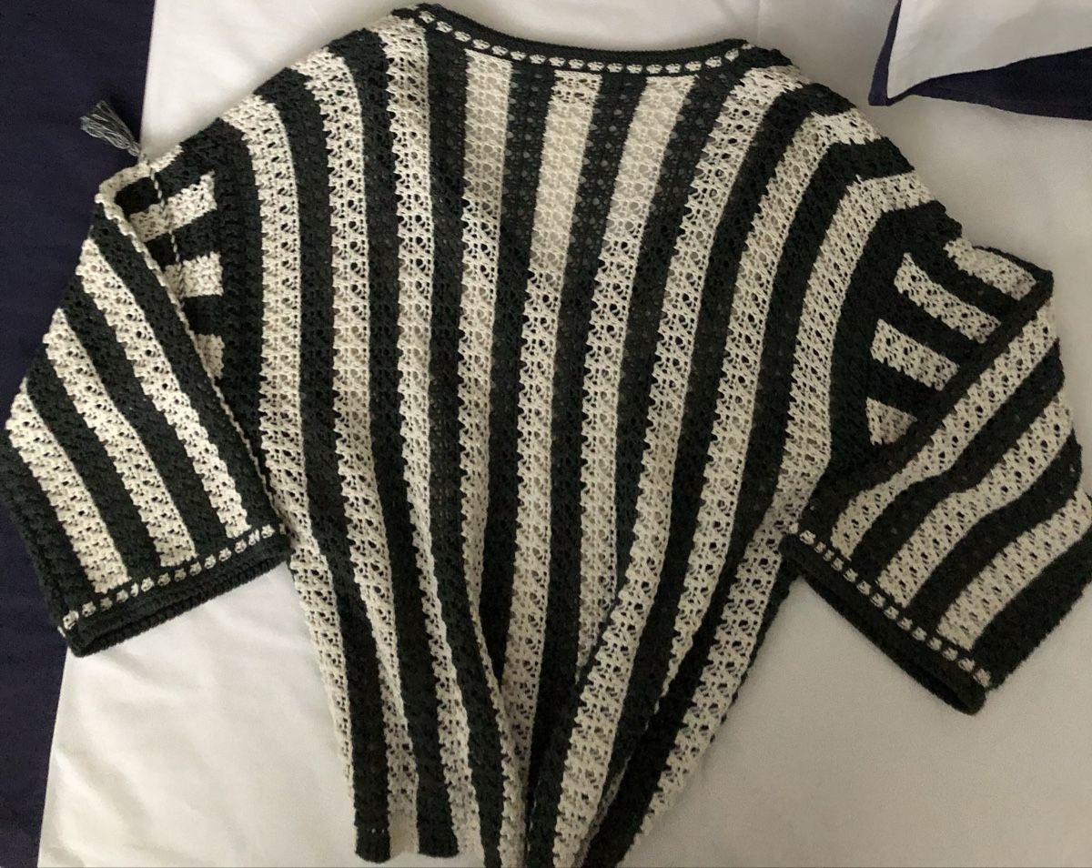 Massimo Dutti Maglioni & Felpe: Damen Pullover gehäkelt Grösse L grün-weiss gestreift – Nuovo (secondo la descrizione) da Hombrechtikon venduto da Marina00 3
