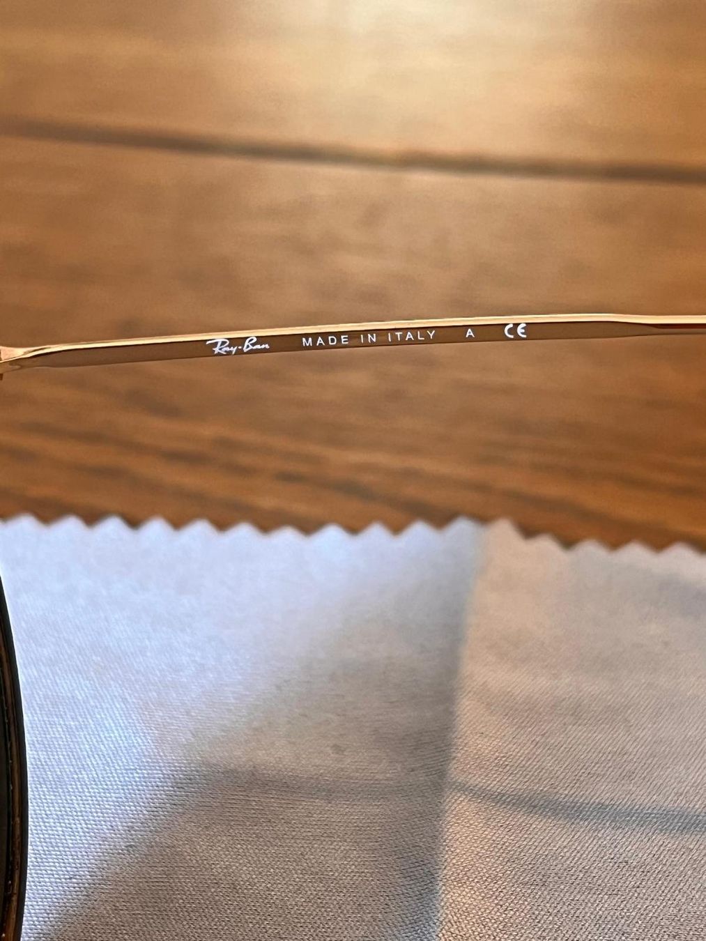 Ray-Ban Occhiali & Lenti: Ray-Ban Sonnenbrille – Usato da Novazzano venduto da DennyCH 2