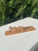 Holzrelief: Frauenakt (antik?)