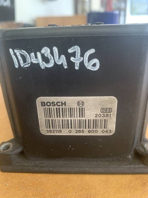 Bosch Tutti pezzi di ricambio auto: ECU Bosch 5.7 / A0004465689 Sprinter 903 – Usato da Gampelen venduto da Disabo 2