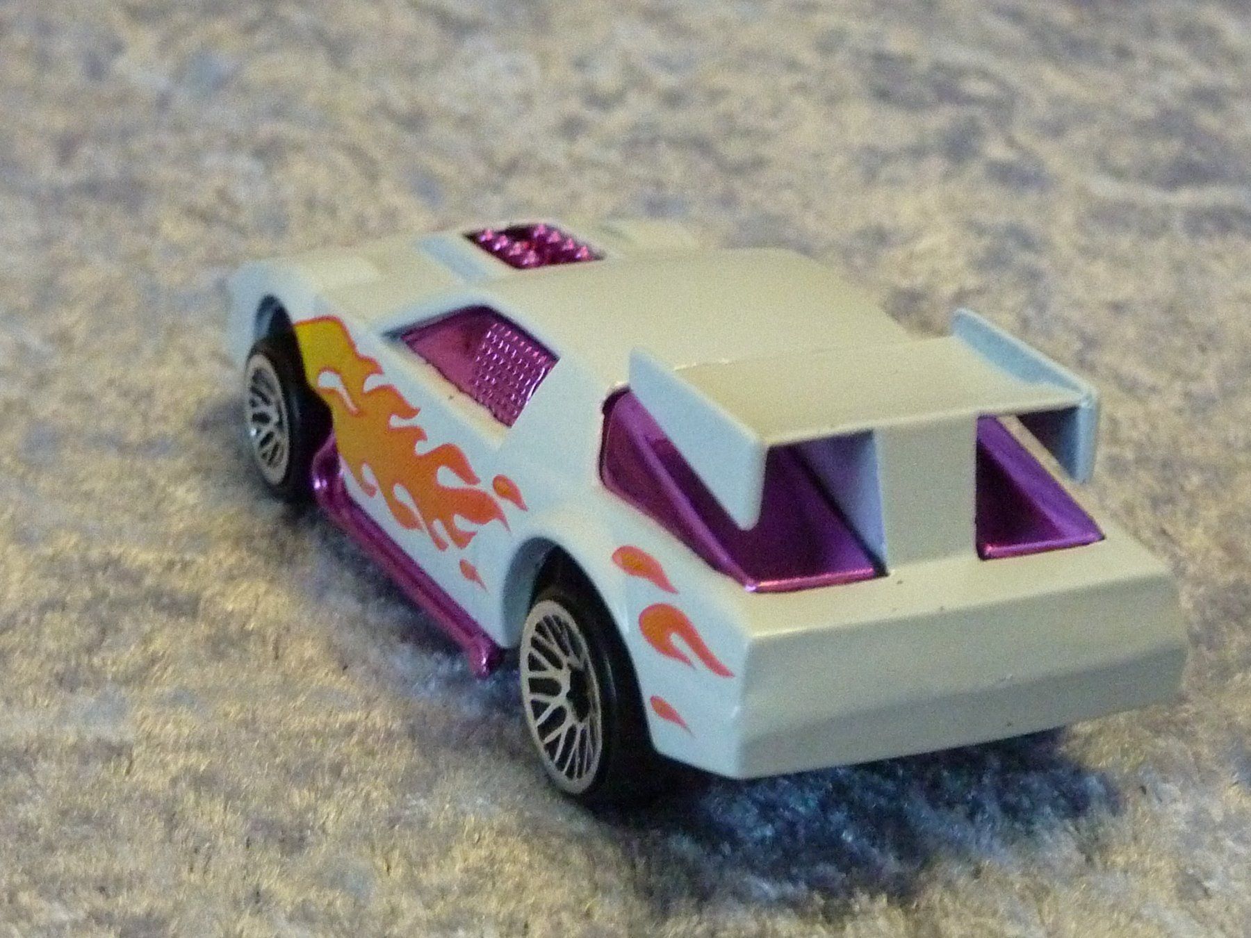 Hot Wheels Modellini d'auto: Pontiac Firebird  1:64 – Usato da Dürrenäsch venduto da Cobra1ch 2