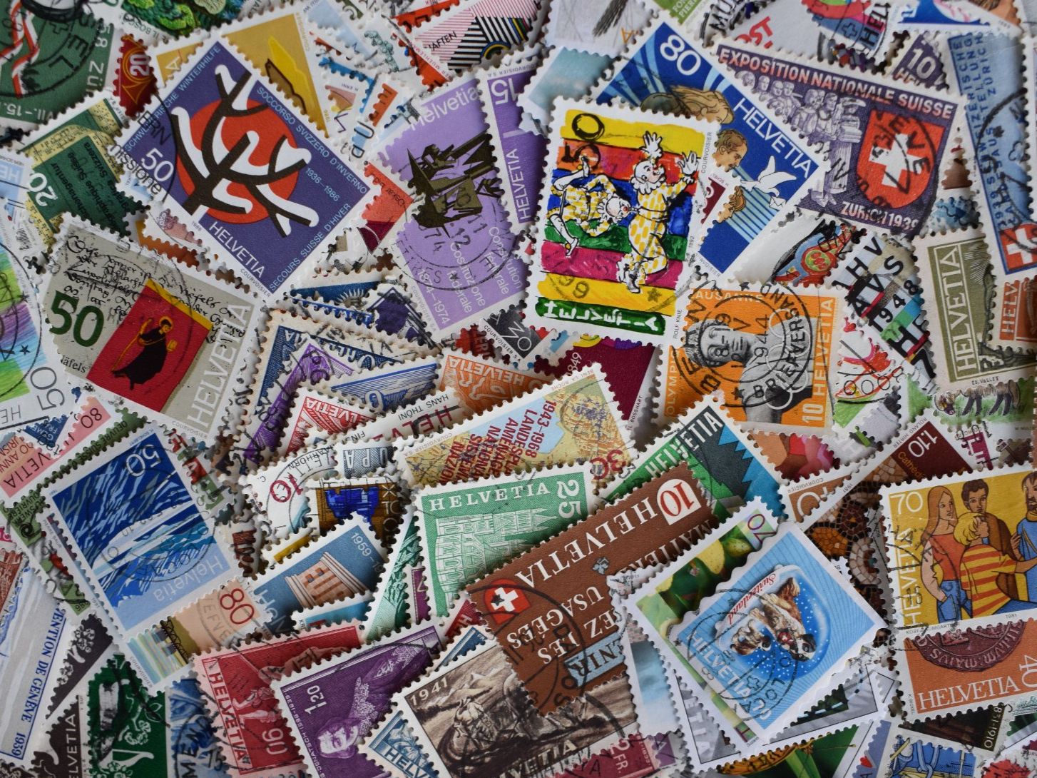 Alle Briefmarken: 1000 verschiedene Schweizer Marken      B2409B – Gebraucht aus Bettingen von Gluscht-Oase 1