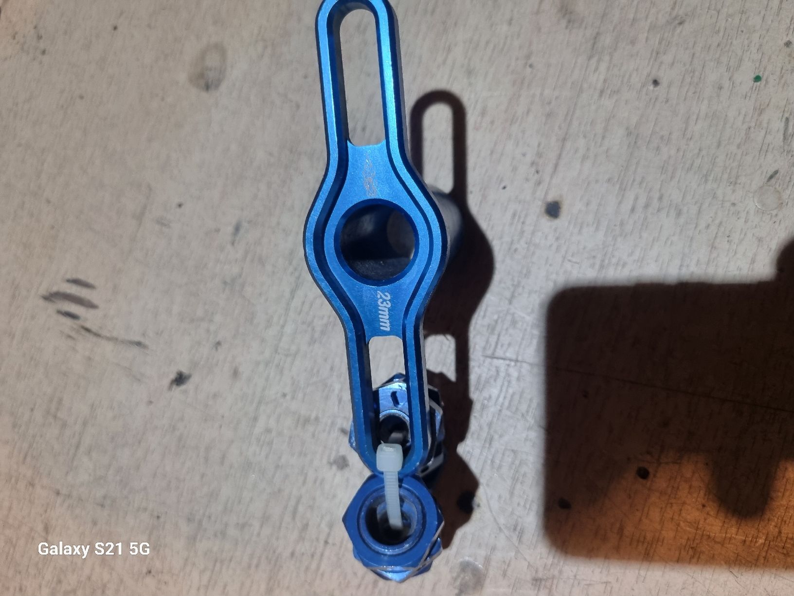 Modellismo RC: Reifen für 1:8 Modelle – Usato da Sisikon venduto da SanAndreas 9