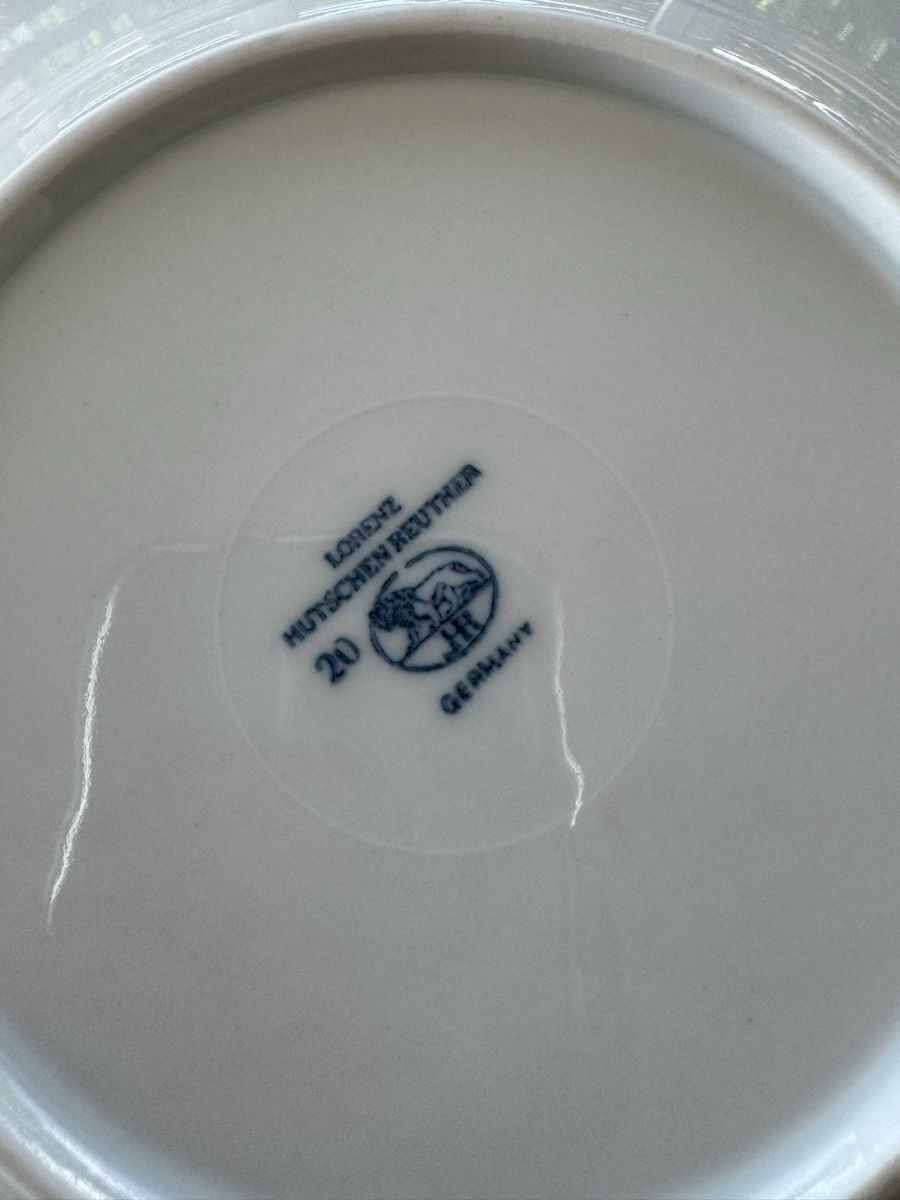 Assiettes: Teller Hutschenreuther Zwiebelmuster  – D'occasion à Lanzenhäusern par Galaa 5
