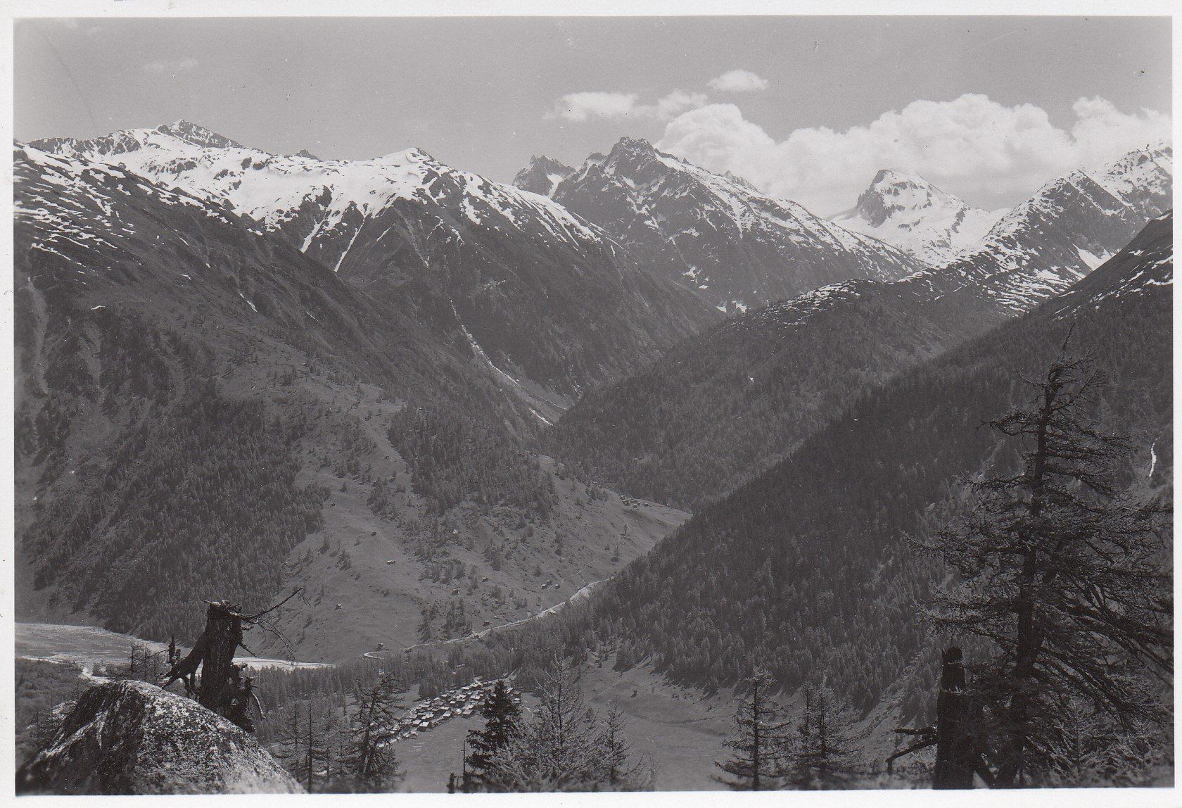 Cartoline postali: Unterwasser   VS   bei Oberwald – Usato da Brig venduto da Valcards54