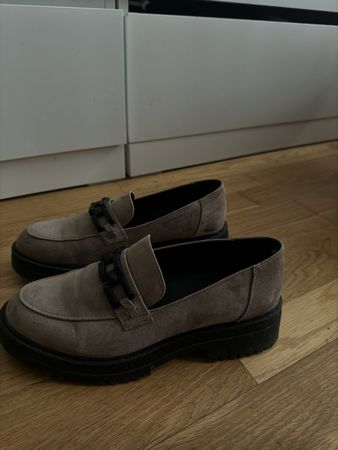 Loafer (catwalk)