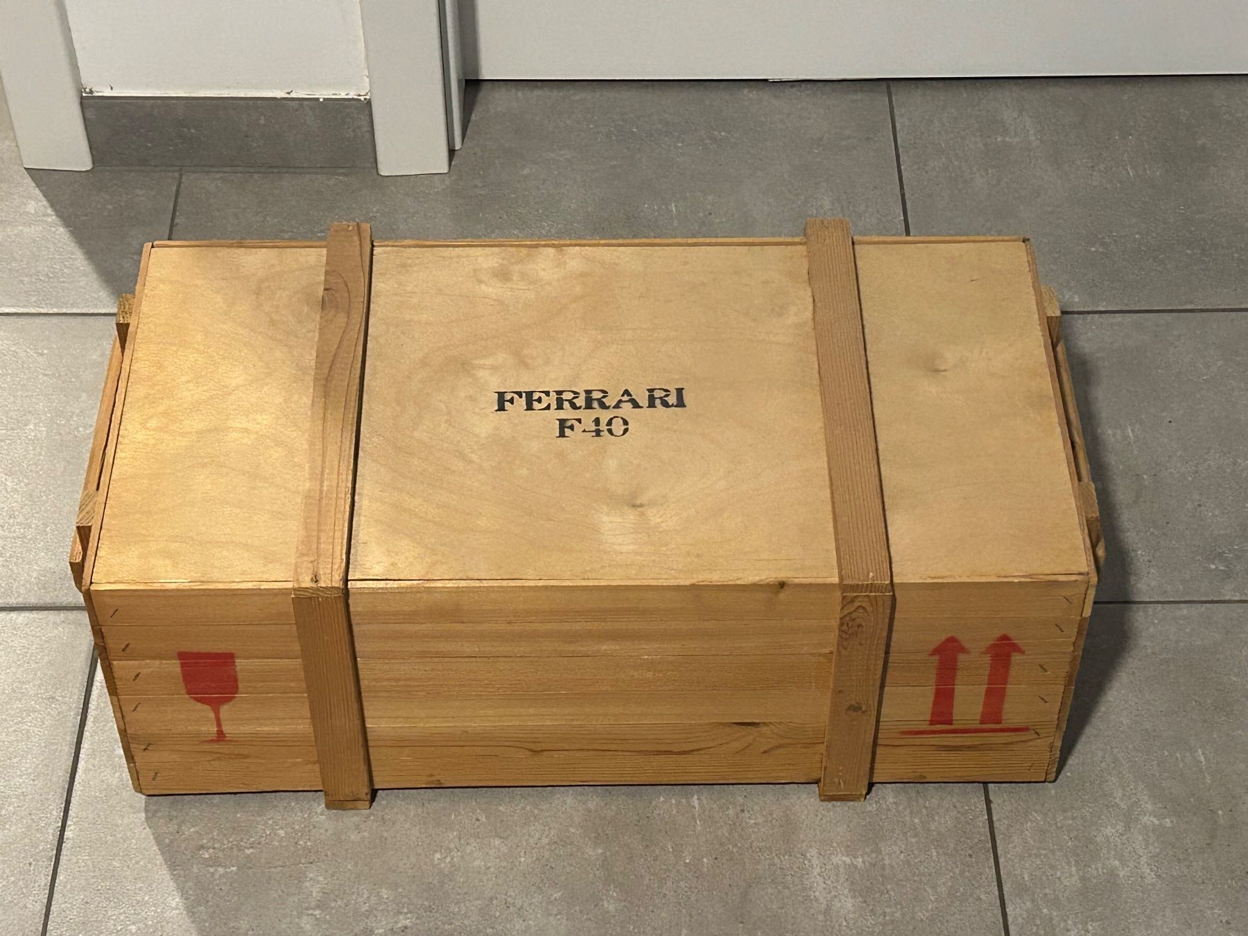 Pocher Modellautos: Ferrari F40 1:8 Pocher – Gebraucht aus Jongny von Christopher7 7