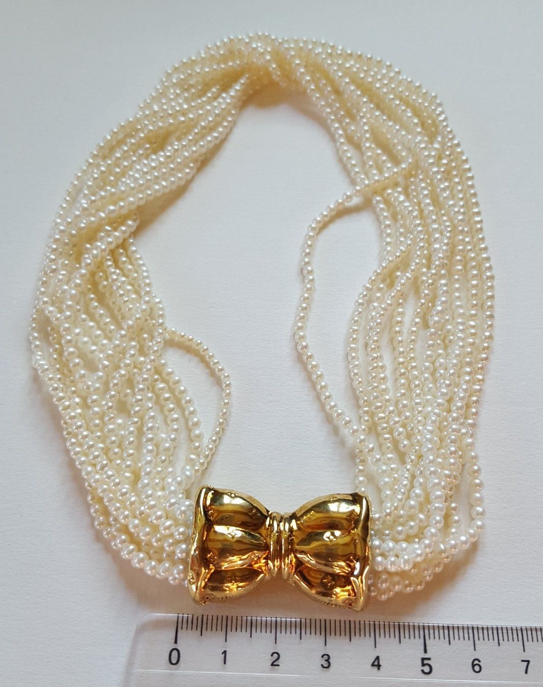 Catenine: Perlen Collier Mit 750 Gold Verschluss – Usato da Wald ZH venduto da Aniade 1