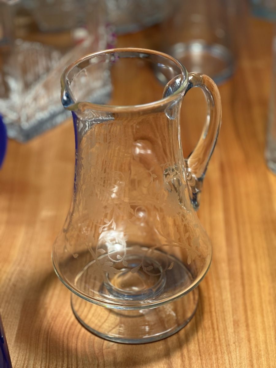 Caraffe: Elegante Glaskaraffe mit Blumenmuster – Usato da Ebnat-Kappel venduto da BoutiqueBijoux 4