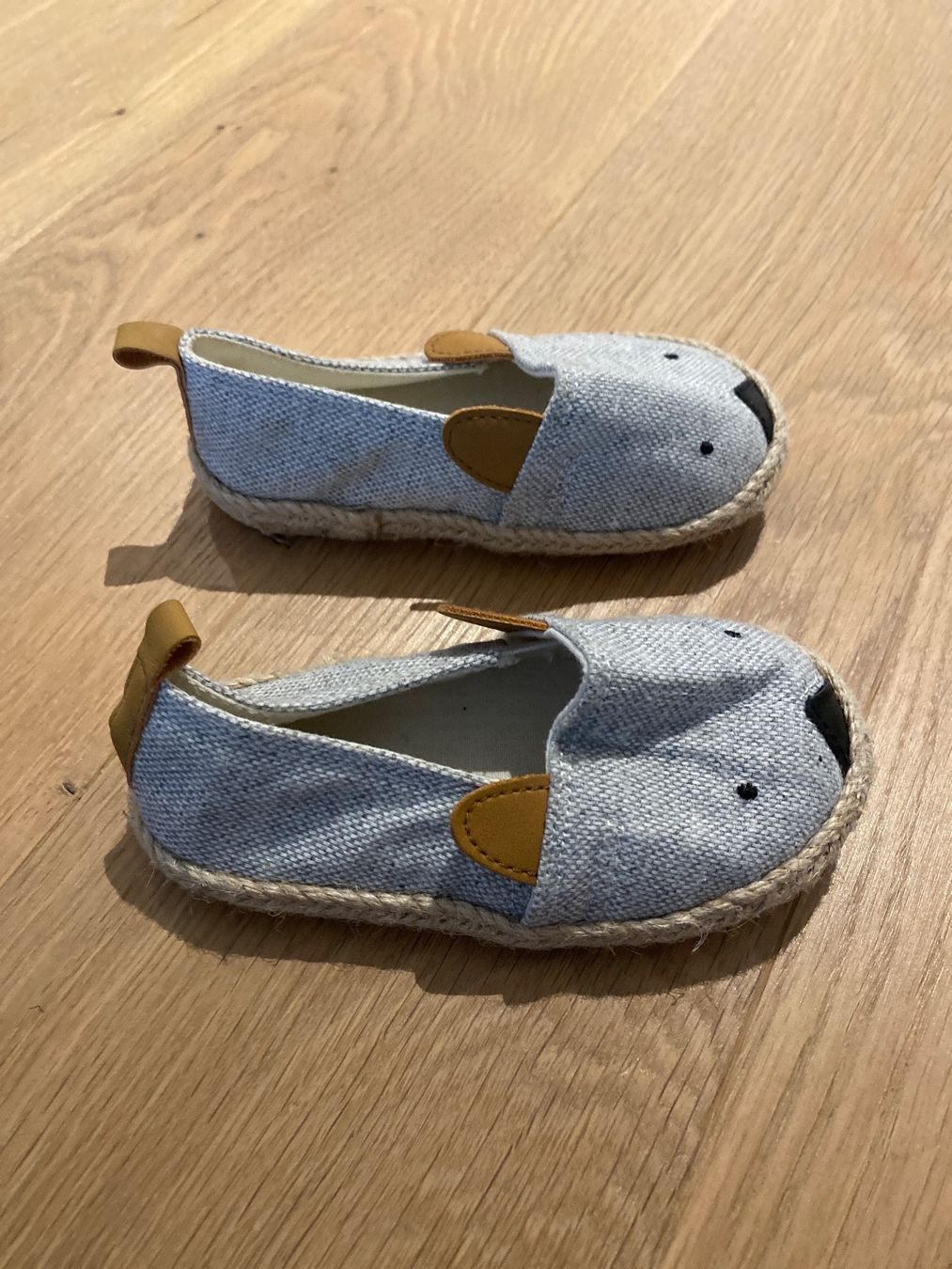 Schuhe für Jungen: Schuhset Grösse 20 – Gebraucht aus Bolligen von Noeggeli10 3