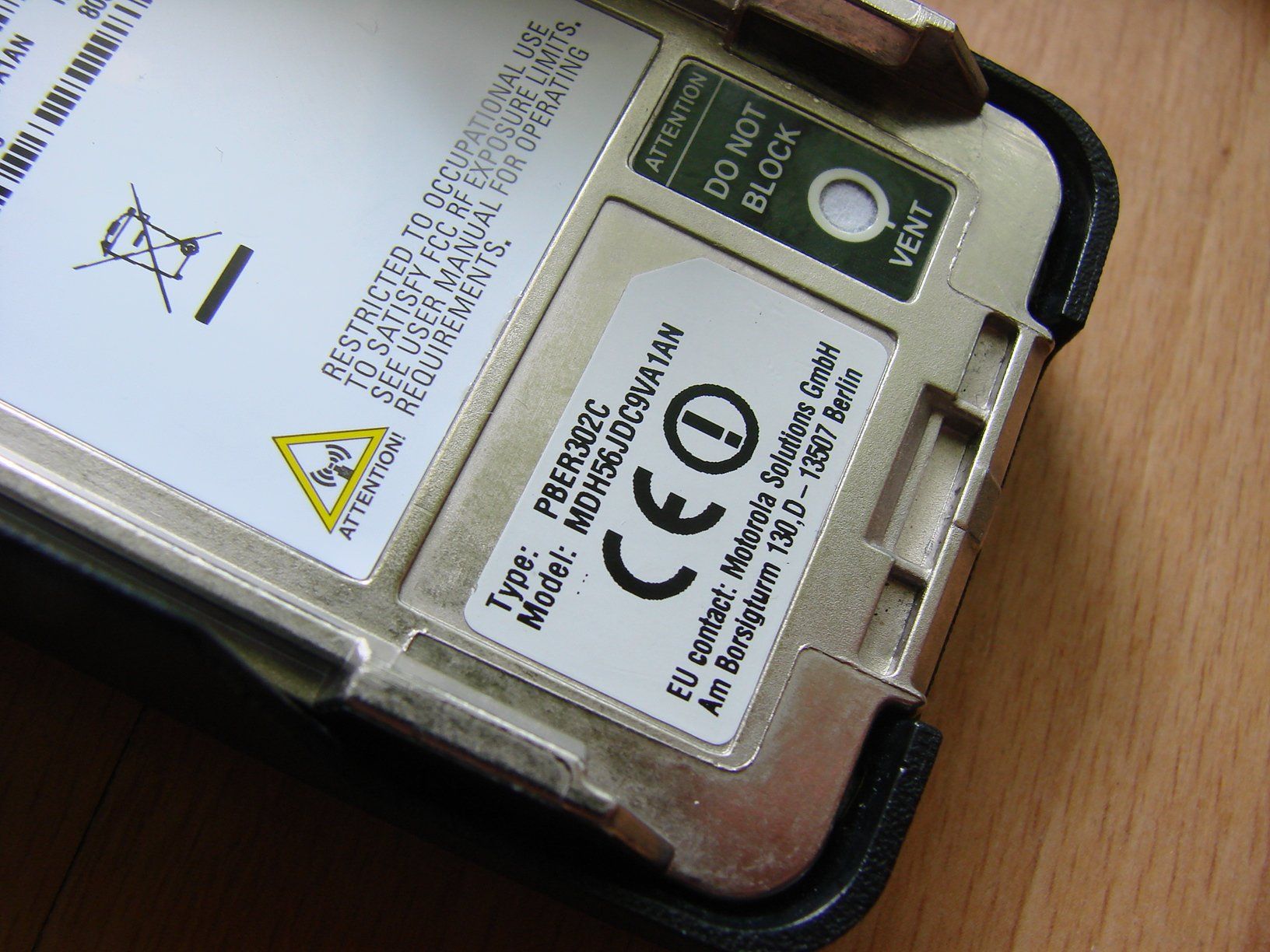 Motorola Radiocomunicazione: Motorola DP4400e VHF – Nuovo (secondo la descrizione) da Herisau venduto da laservision 9