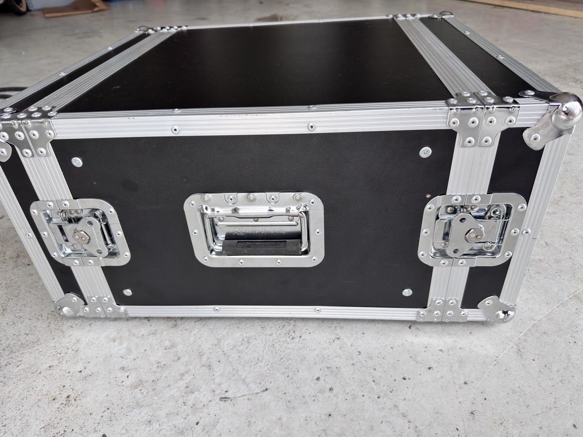 Altri accessori: 19"-Case PD-F6U 19" Flightcase mit 6HE – Usato da Hinterforst venduto da tam75 1