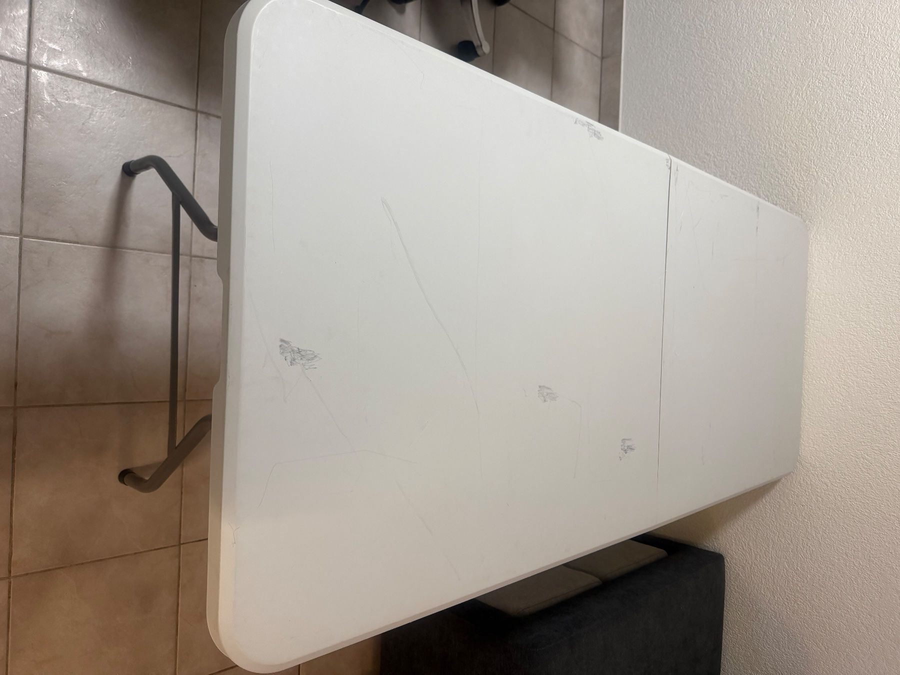 Tavoli: Table pliable – Usato da Corcelles NE venduto da mic_262j