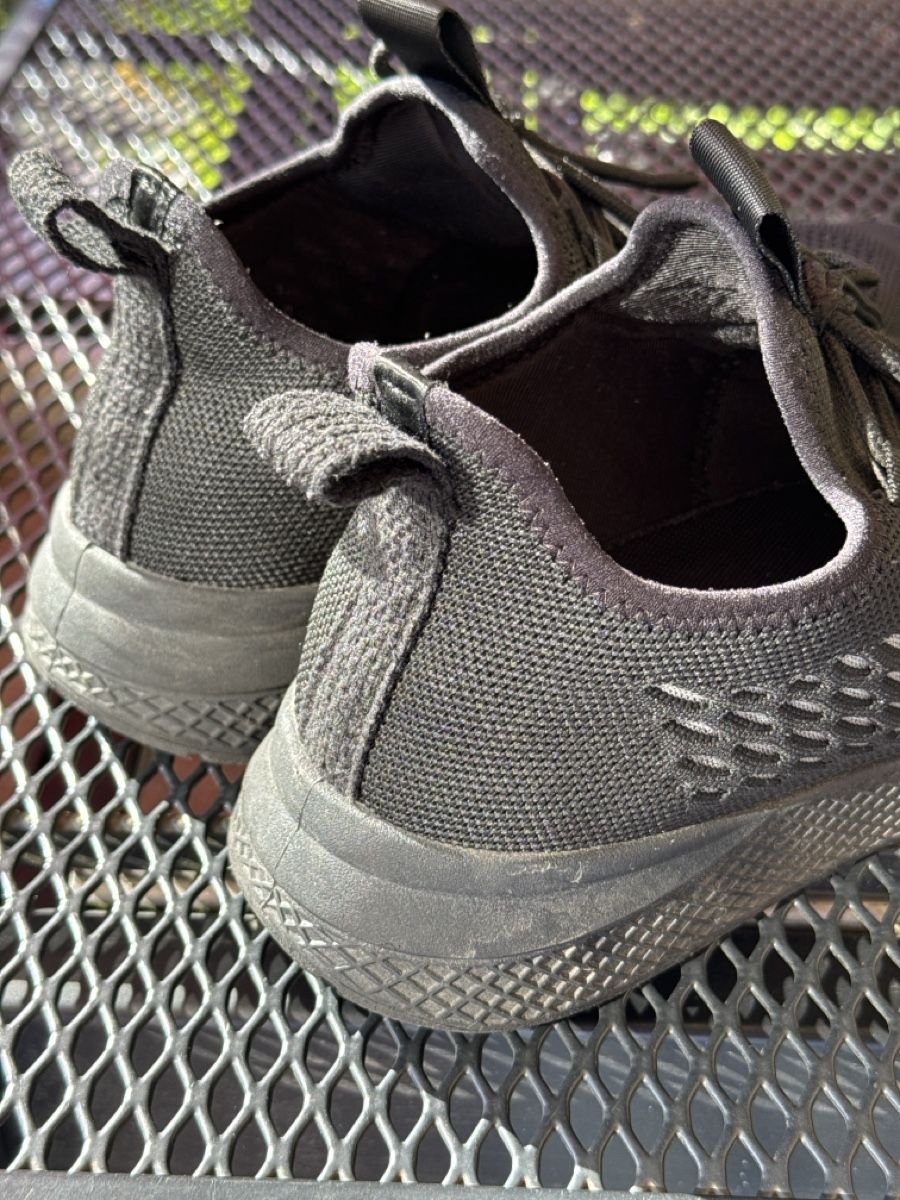 Victory Scarpe da uomo: Sneakers Vty, schwarz Textil, Grösse 42 – Usato da Langnau am Albis venduto da mfurrer_79 1