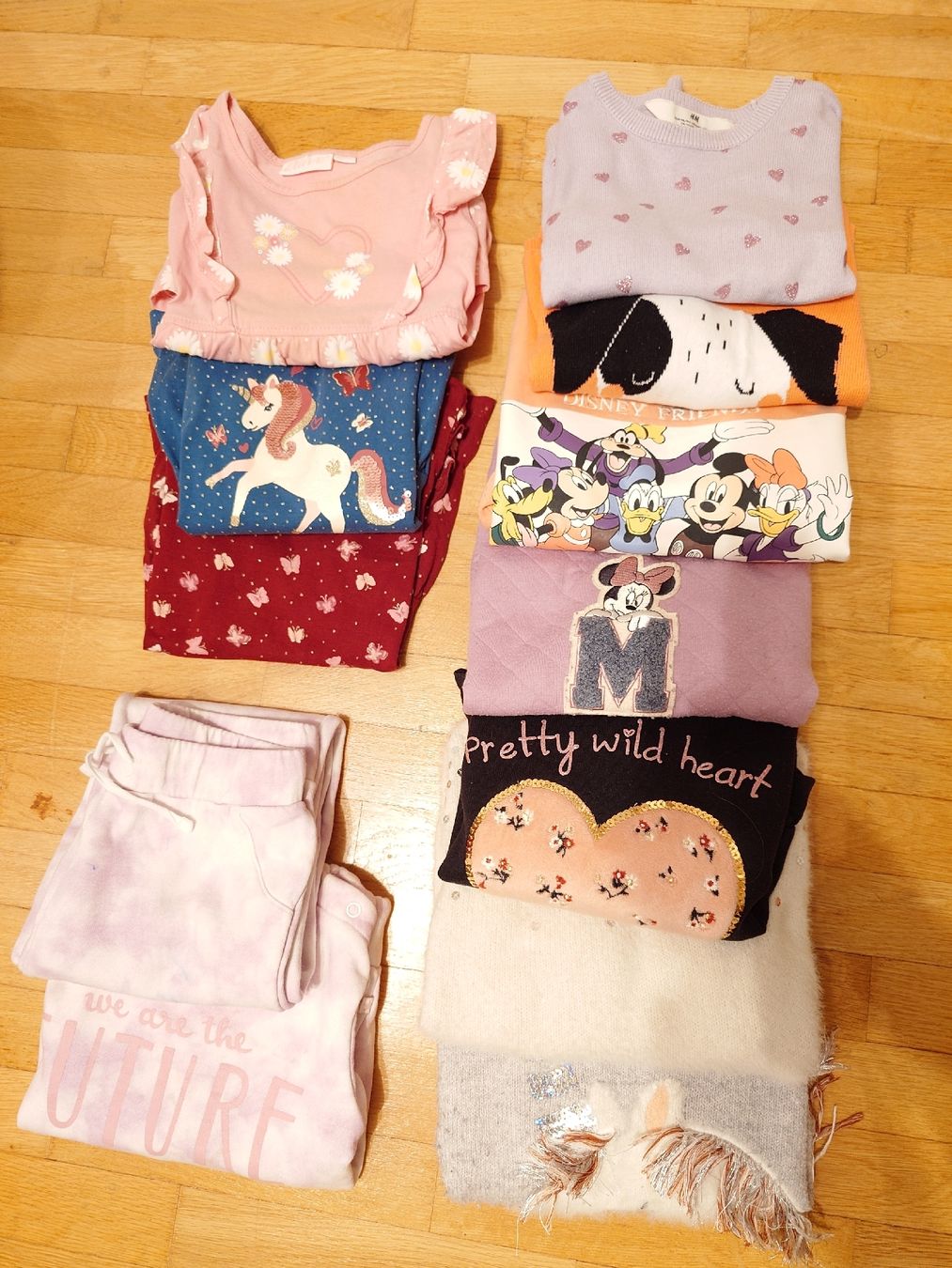 Lotti & Set di vestiti: 22teiliges Set Mädchen Pullover, Kleider, Shirts, Gr. 98-104 – Nuovo (secondo la descrizione) da Uster venduto da snowy_6 2
