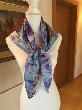 Foulard neuf - pièce unique