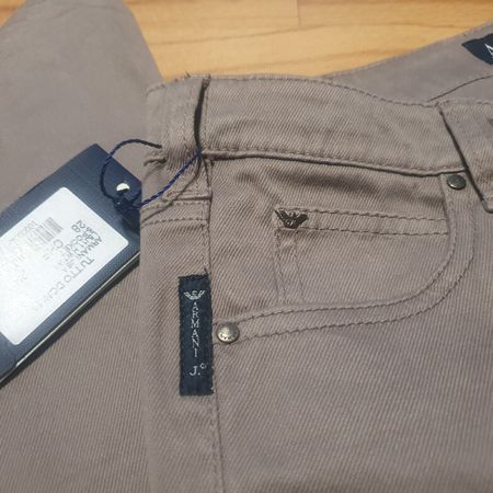 NEUE Originale Damen Armani Jeans Gr 28