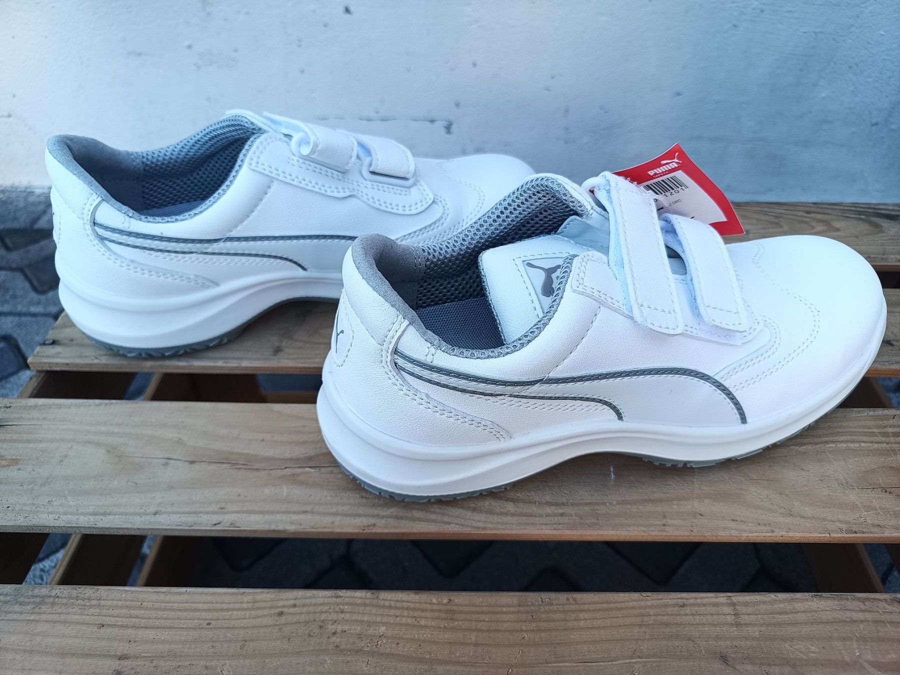 Puma Scarpe da uomo: Puma Sicherheitsschuhe S2 SRC 42 – Nuovo e nell'imballaggio originale da Oberegg venduto da 19franzi94 4