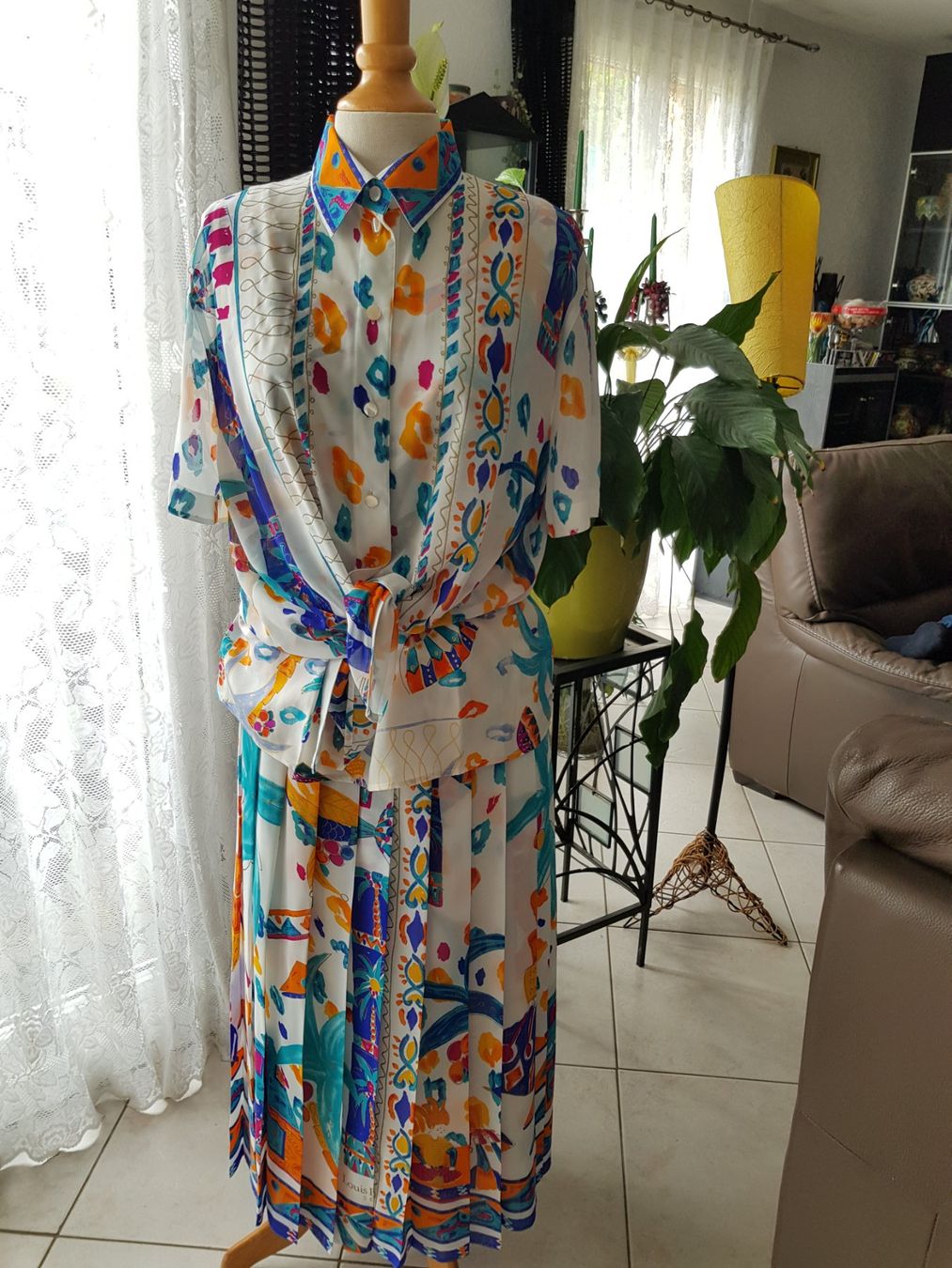 Completi & Tailleur: Louis Féraud Ensemble Vintage 42 – Usato da St-Triphon venduto da Jldr0 4