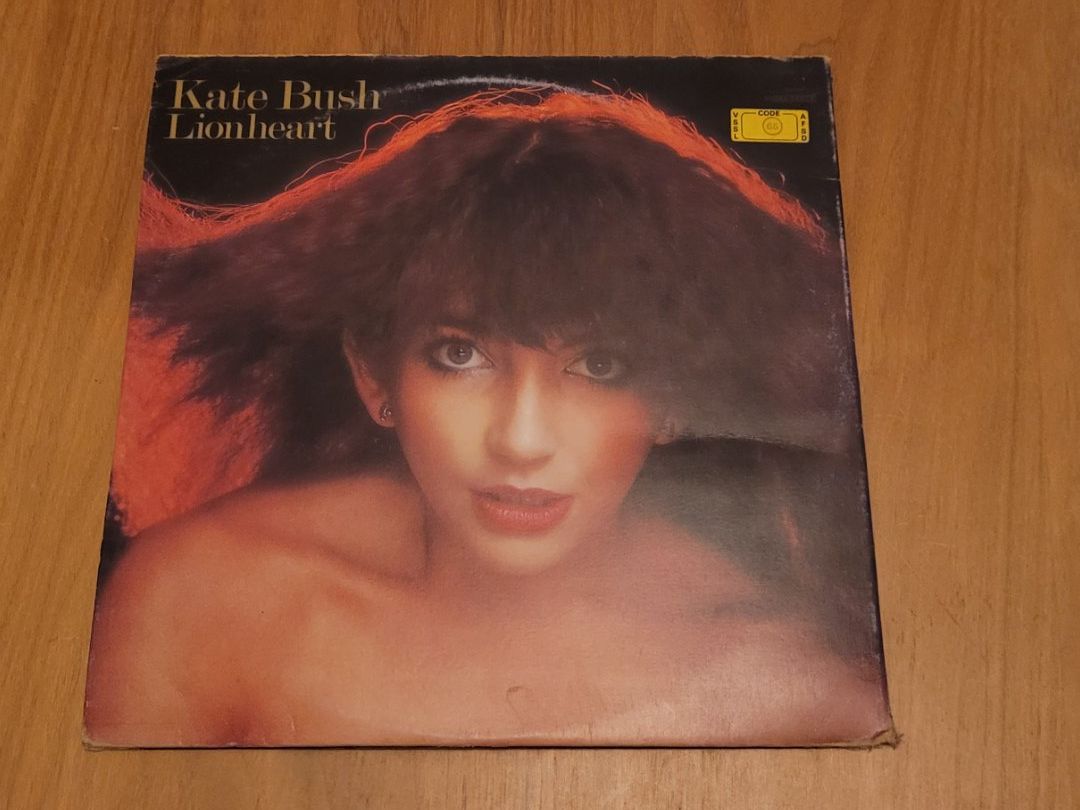 Vinyles: LP  Kate Bush – D'occasion à Martigny par MZ-67 2