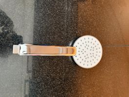 Douchette de douche économiseuse d'eau AquaClic chromée