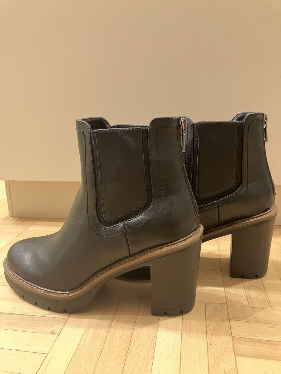 Graceland Scarpe da donna: schwarze Stiefeletten Gr. 36 – Usato da St. Gallen venduto da andreav.