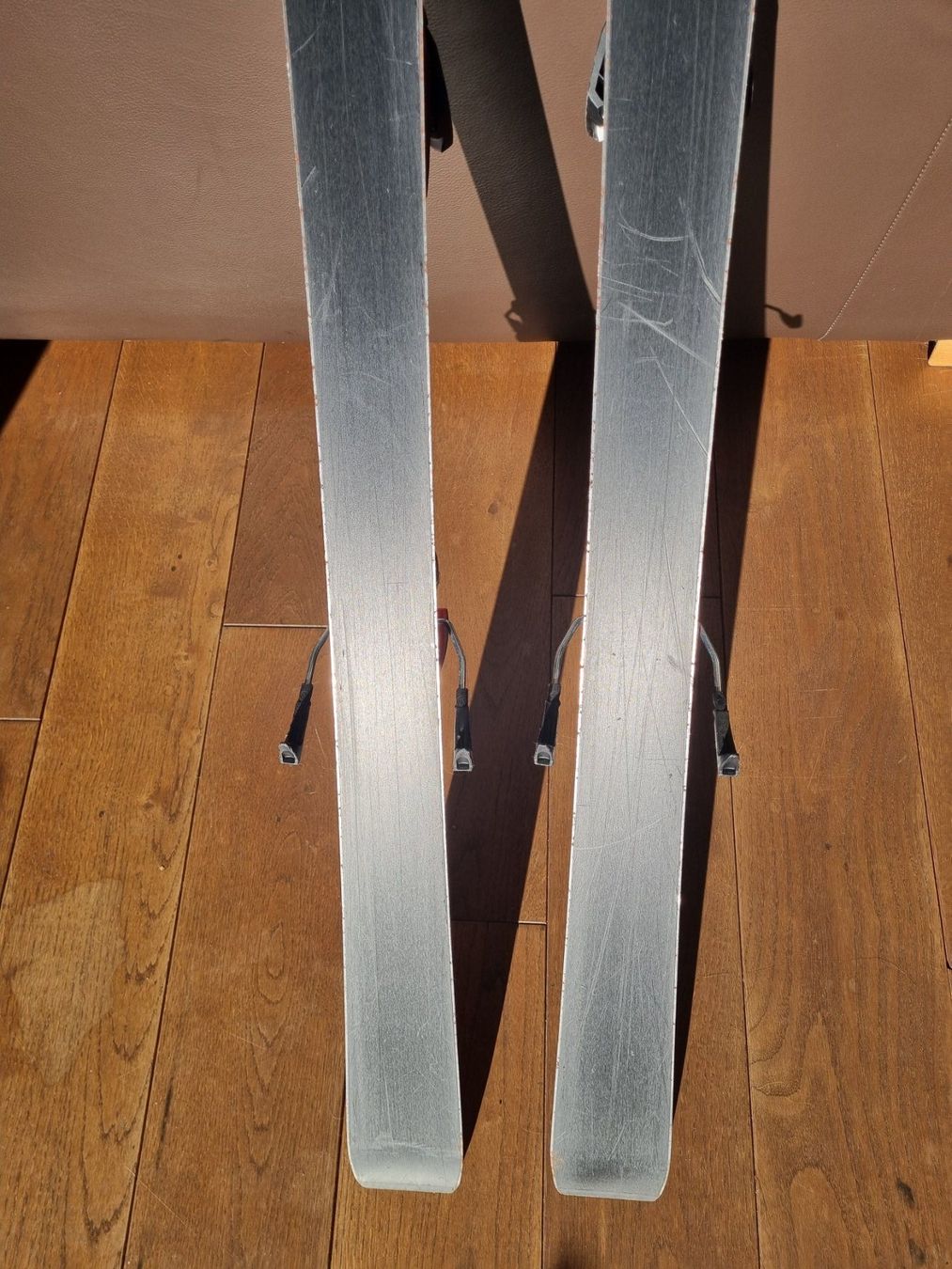 Redster Skis: Atomic Redster J4 Ski 140 cm – D'occasion à Unterentfelden par Peperoni04 4