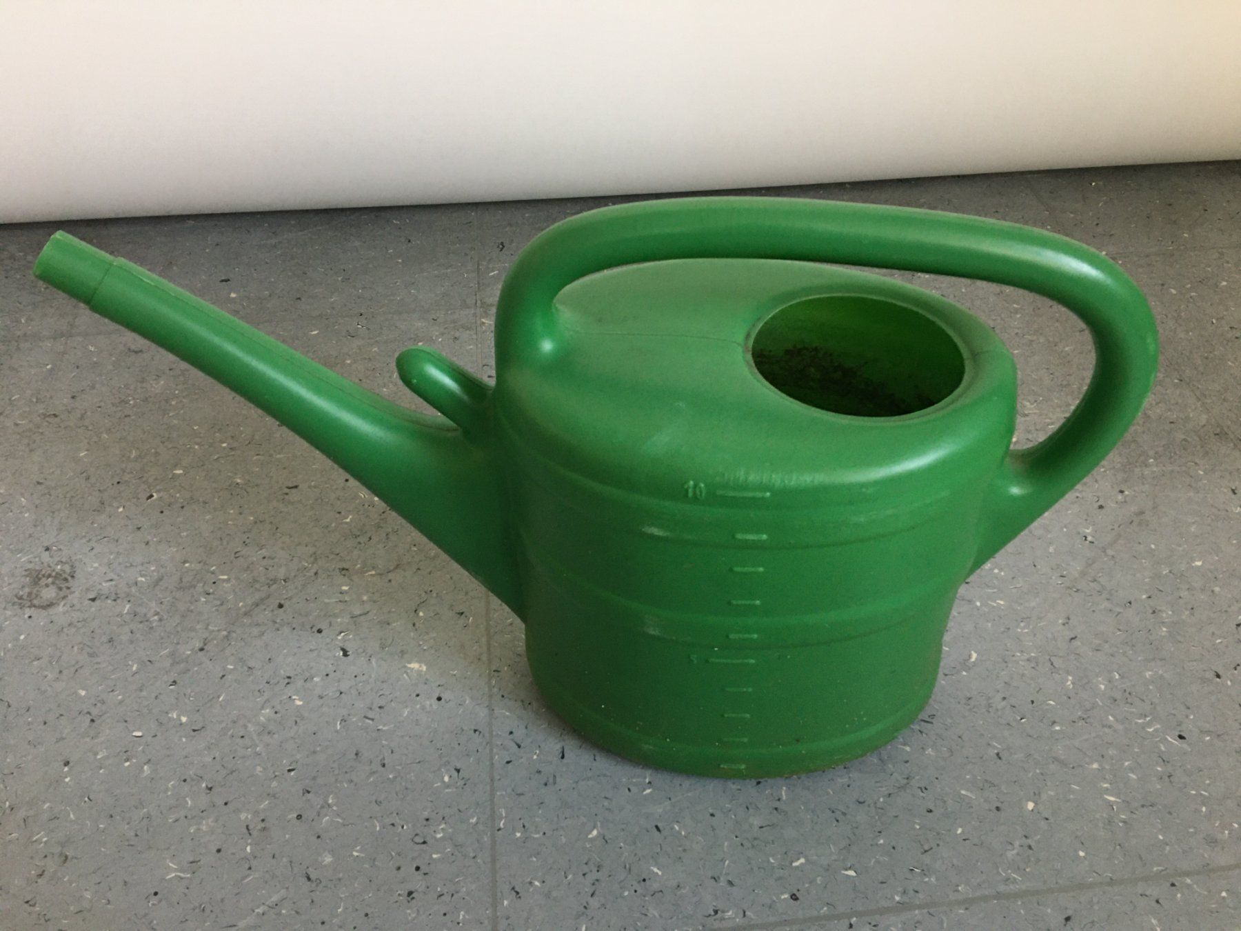 Bewässern & Giessen: 10 Liter Giesskanne – Gebraucht aus Olten von