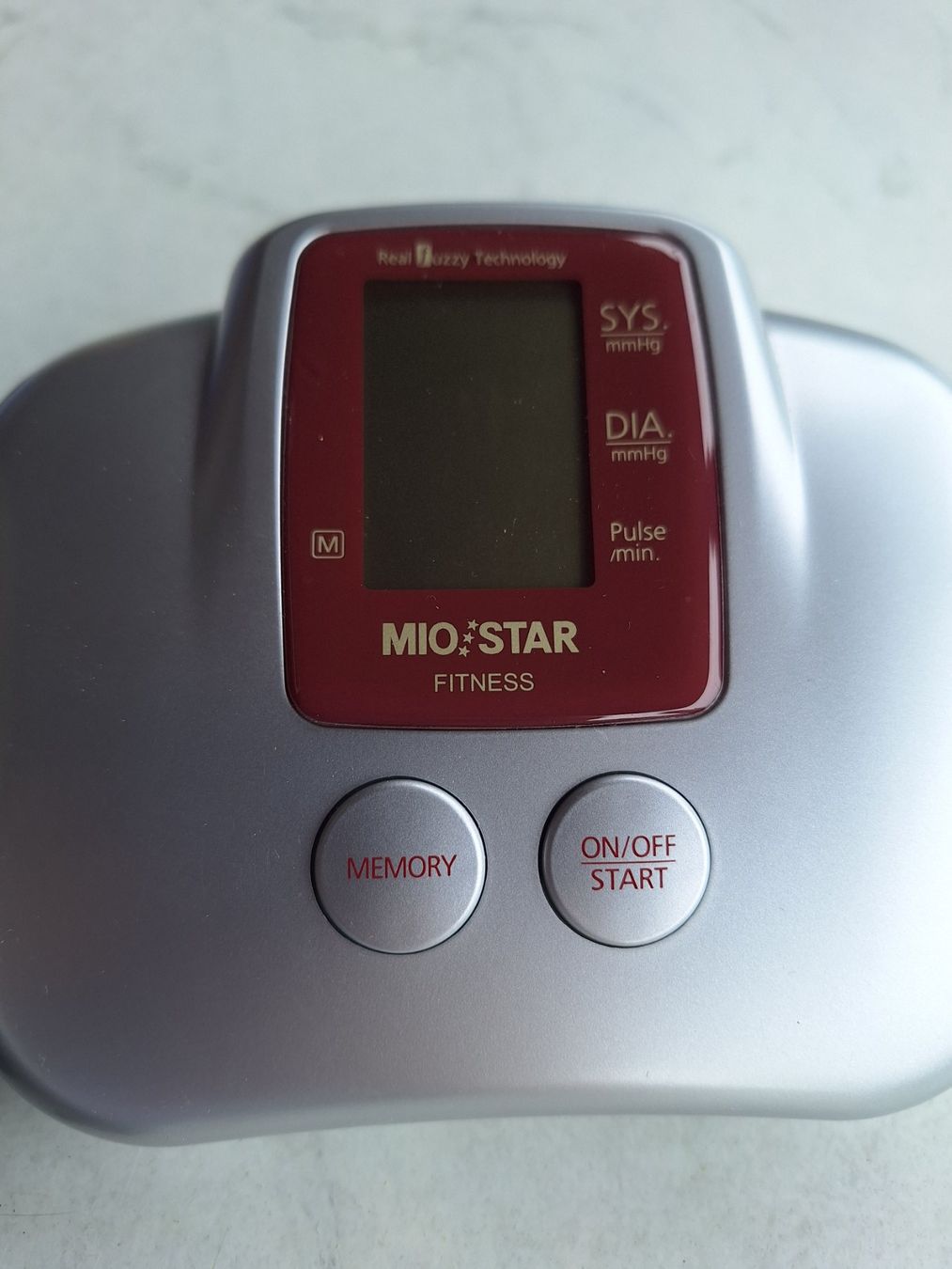 Attrezzature mediche: MIOSTAR BLUTDRUCKMESSER – Usato da Huttwil venduto da Kunterbuntli 1
