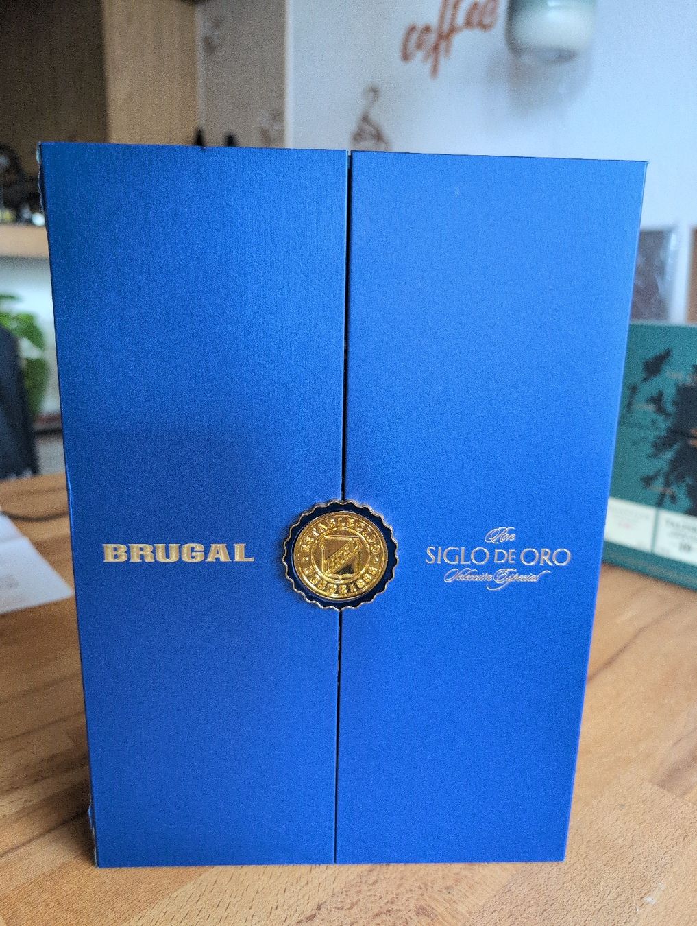 Brugal Bevande alcoliche: Brugal Siglo de Oro Rum, Sonderedition in Originalverpackug – Nuovo e nell'imballaggio originale da Waltenschwil venduto da Andy.Z01 7