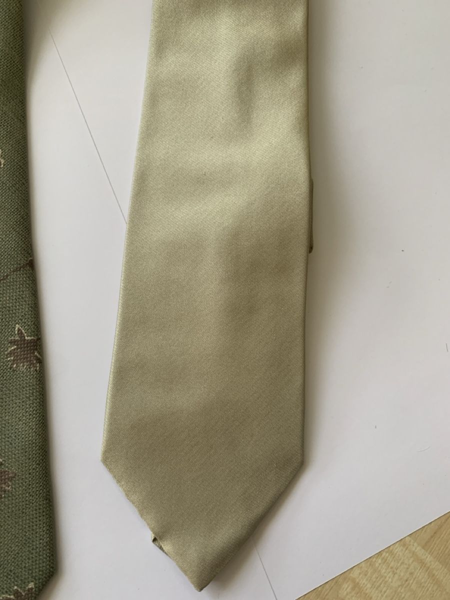 Cravatte: Elegante Herrenkrawatten – Usato da Ebikon venduto da phi_kjk8 3