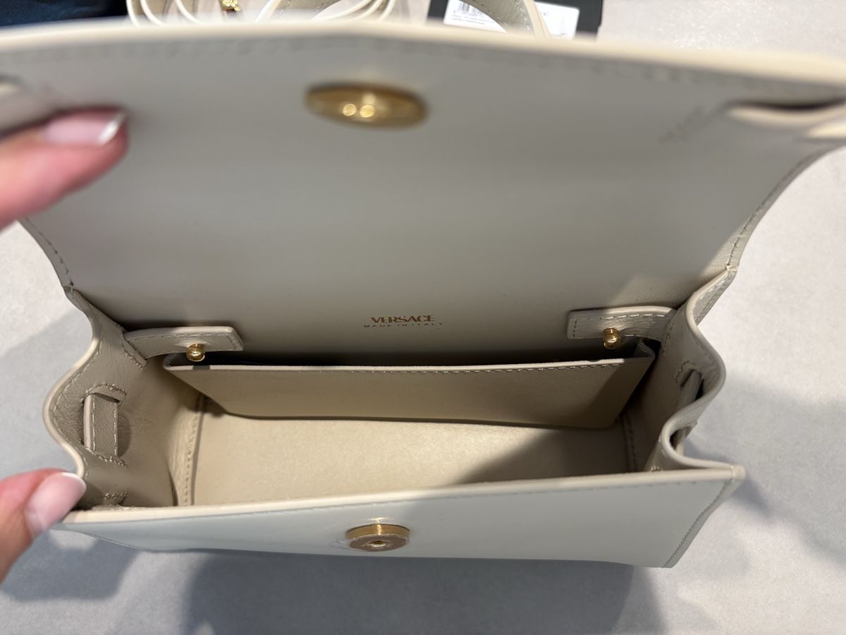Versace Borse da donna: Versace Borsa a Mano, Avorio, con tracolla – Nuovo e nell'imballaggio originale da Castel San Pietro venduto da mih_l86g 6