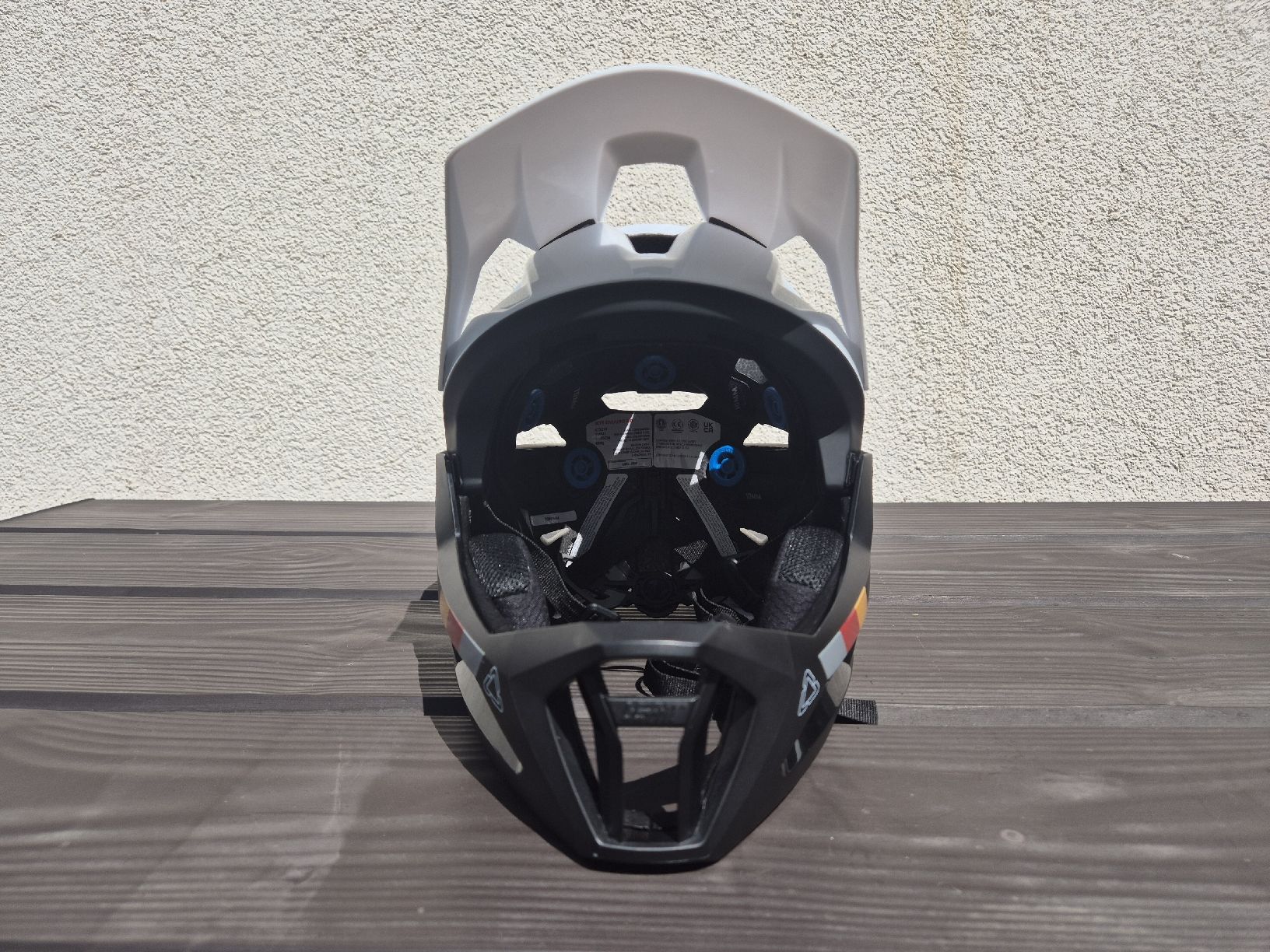 Leatt Casques: Leatt Enduro 2.0 Helm weiss, schwarz – Neuf (Voir description) à Tann par Ptiger29 1
