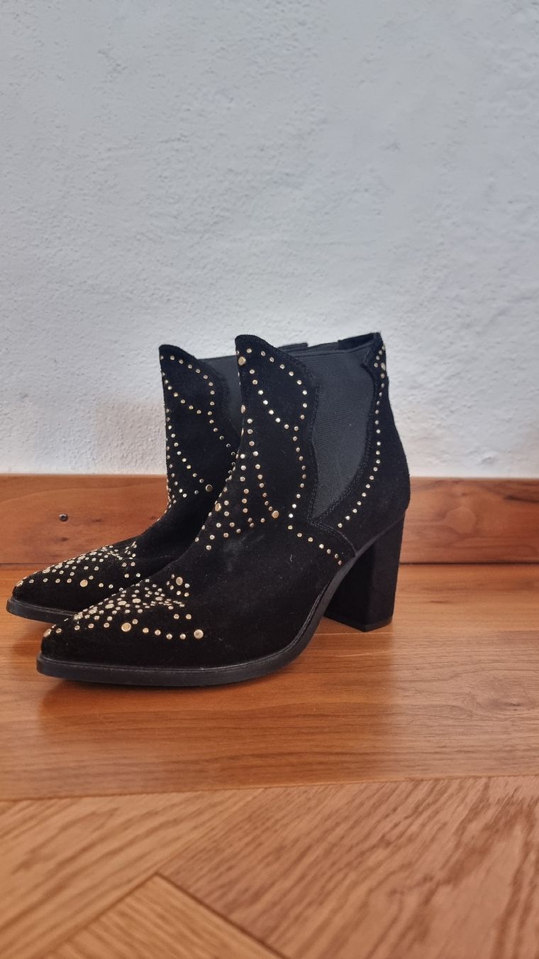 Steve Madden Scarpe da donna: Stiefel Steve Madden – Usato da Uerikon venduto da SilasSimba 1