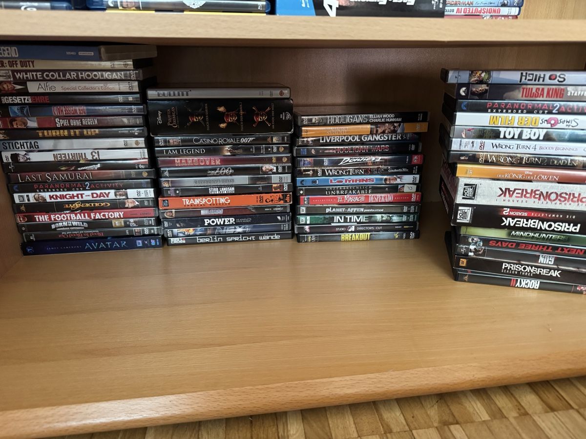 Tutti i DVDs: DVD Sammlung – Usato da Mellingen venduto da Nortar
