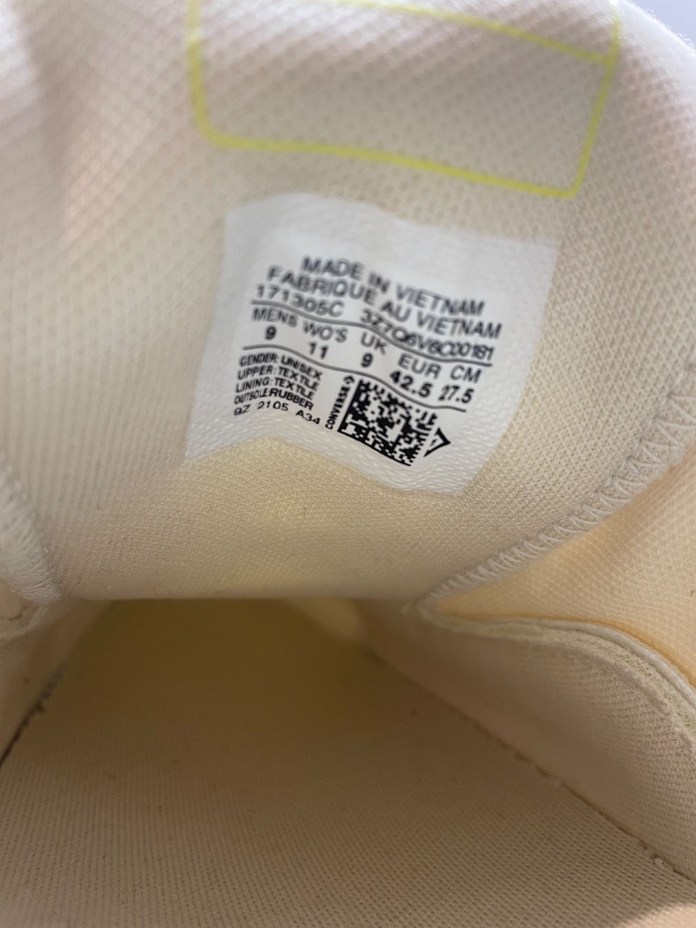 Converse Herrenschuhe: Neue, weisse Converse 'All Star', transparente Sohle in 42.5 – Neu (gemäss Beschreibung) aus Wolfhausen von Mawere 1