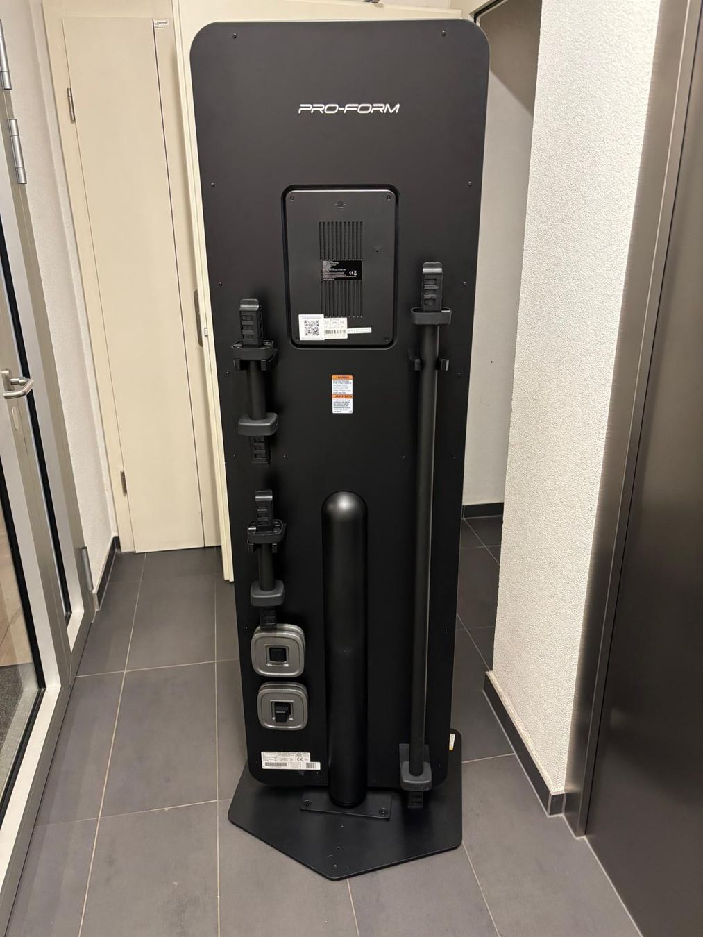 Specchi: Miroir interactif Pro-Form Vue, comme neuf, – Nuovo (secondo la descrizione) da Lausanne venduto da Cardosoandrade 1
