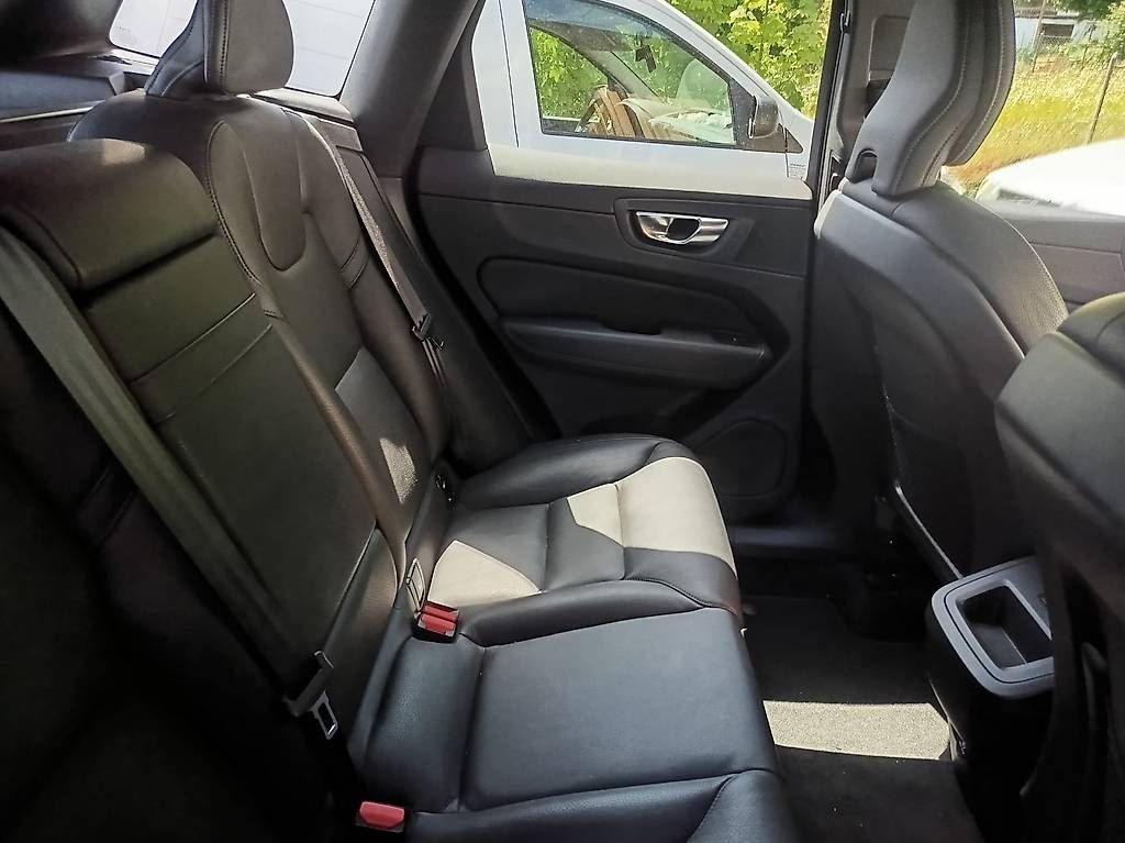 Automobili: Volvo XC 60 INSCRIPTION – Usato da Lienz venduto da sei_t5sx 4