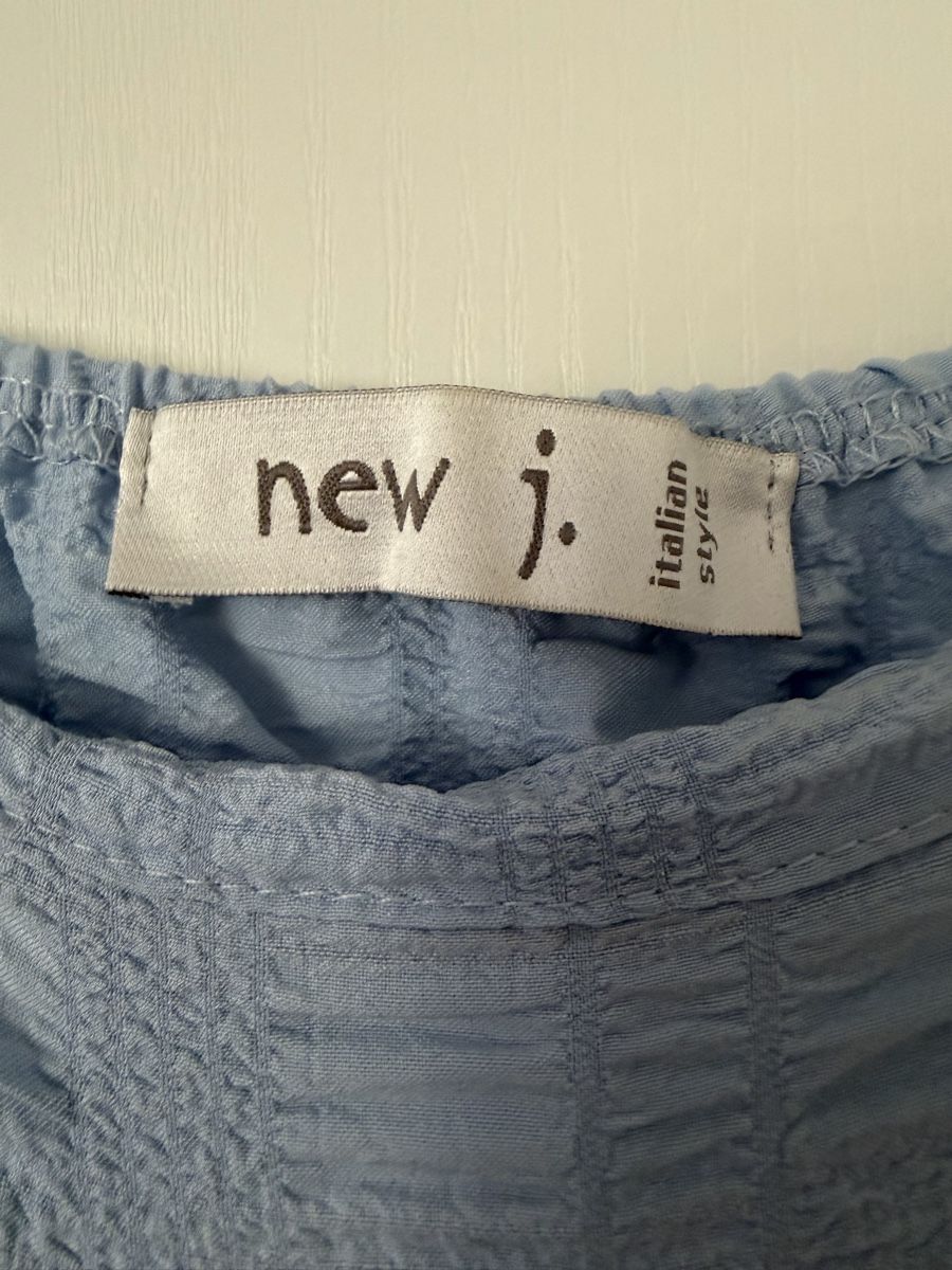 Blusen: Top con maniche a sbuffo azzurra – Neu und originalverpackt aus Muzzano von nat_x9hf 1